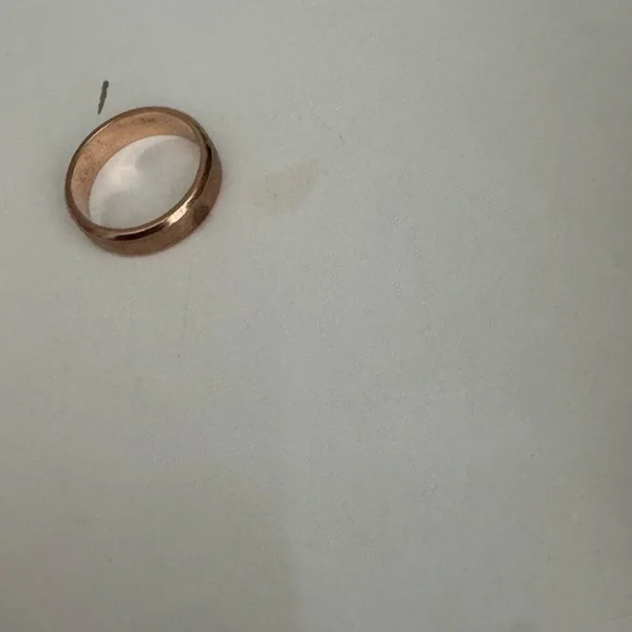 14K Rose Gold Ring - Picture 4 of 5